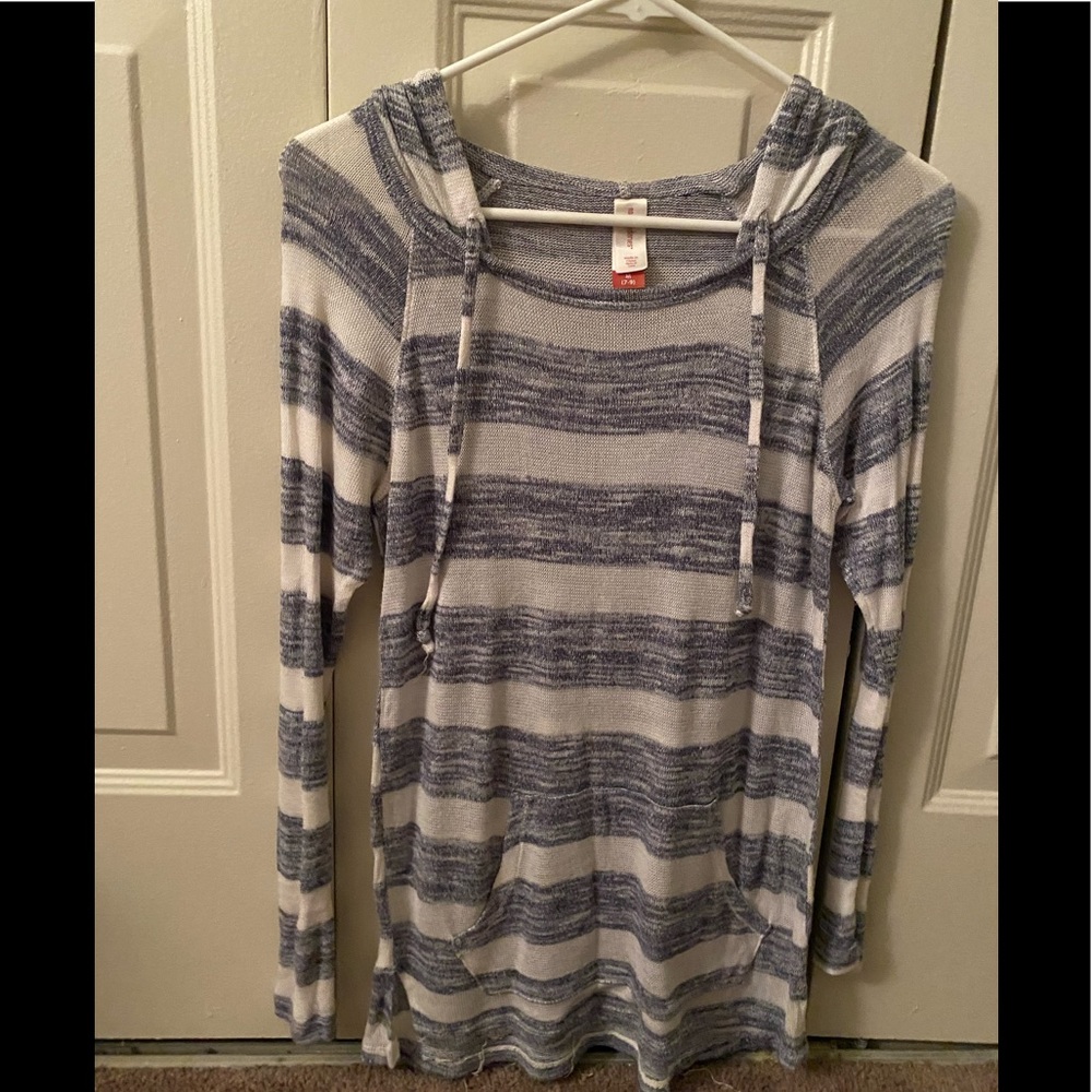 Striped light long sleeve shirt